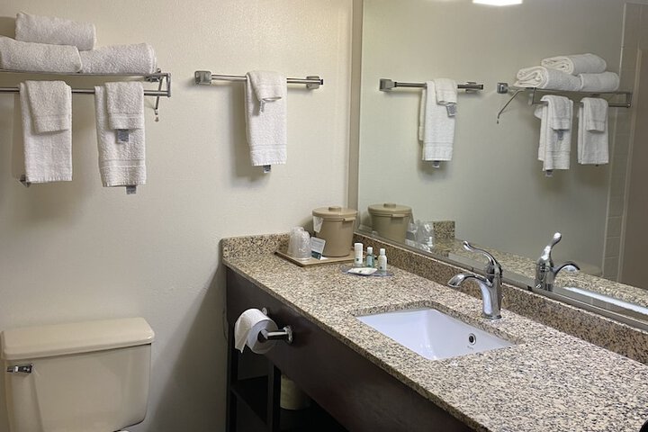 Room 15 of 25