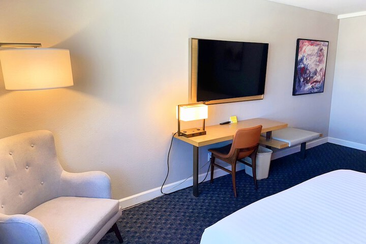 Room 78 of 168
