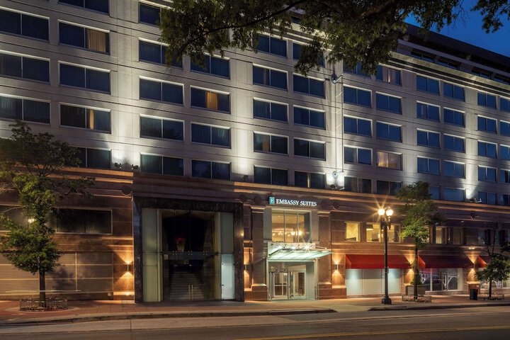 Hotel 4 of 62