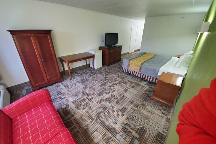 Room 36 of 47