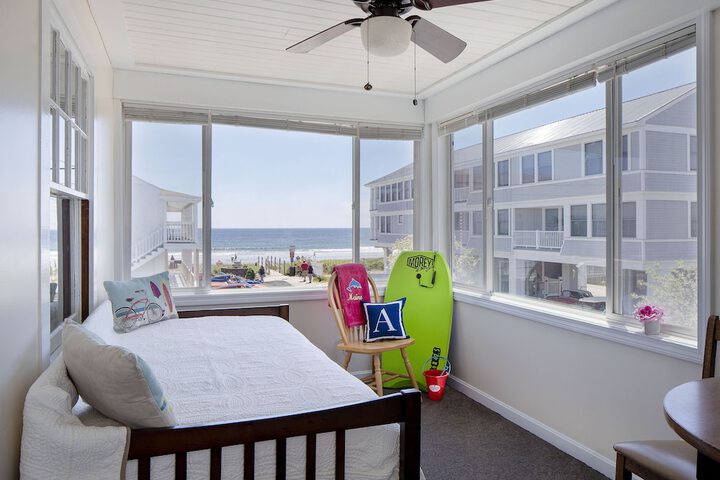 Alouette Beach Resort