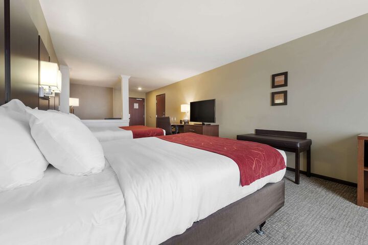 Room 9 of 35