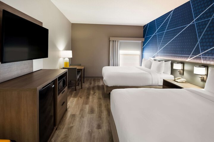 Room 20 of 48