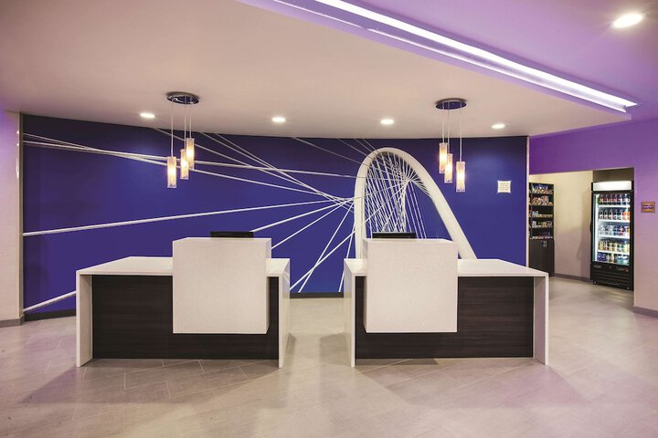 La Quinta Inn & Suites by Wyndham Dallas Northeast-Arboretum