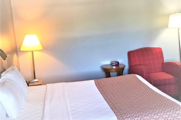 Room 29 of 34