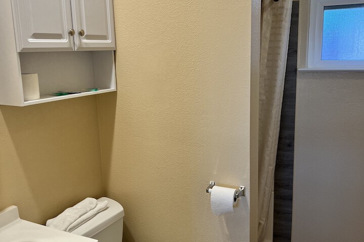 Room 21 of 26