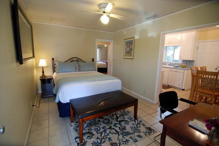Room 21 of 44