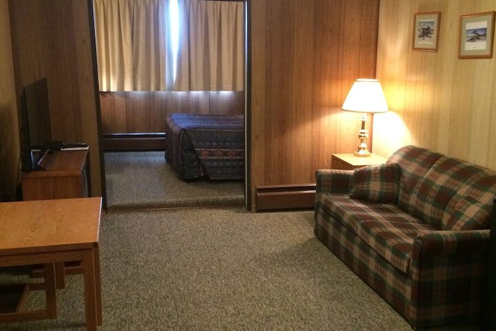 Room 21 of 48