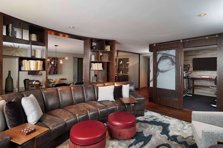 The Lofton Hotel Tapestry Collection by Hilton