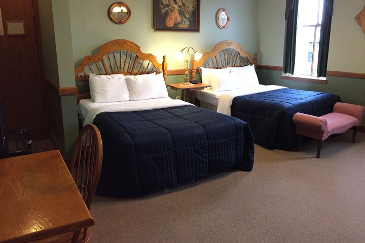 Room 53 of 88