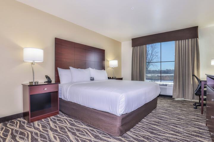 Cobblestone Hotel & Suites - Monte Vista