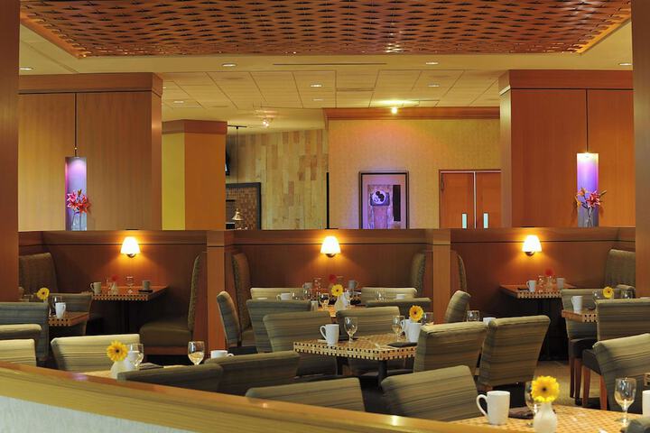 Hilton Orange County / Costa Mesa