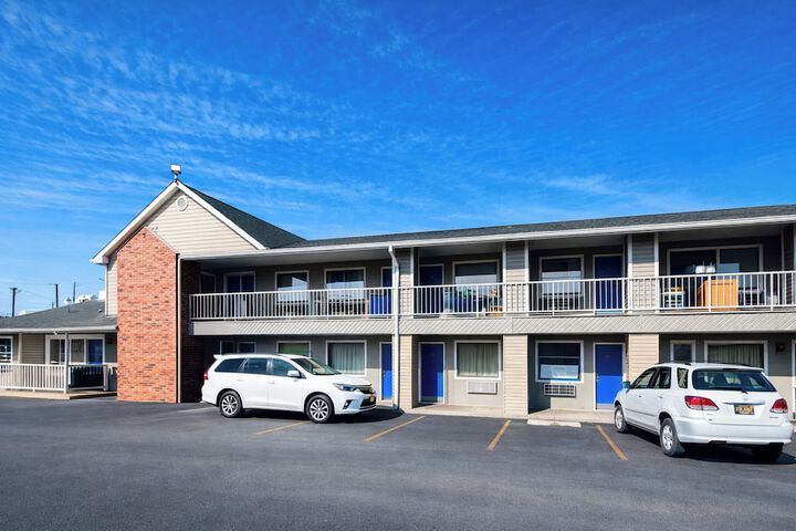 Residential Suites Blue Springs by Hotel O I 70