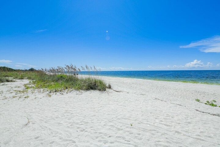 Casey Key Resorts - Beachfront