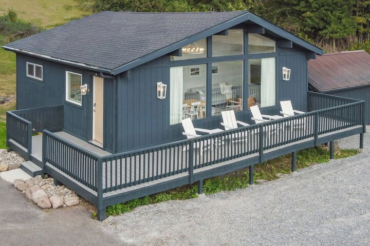 Lakelyn Lodge