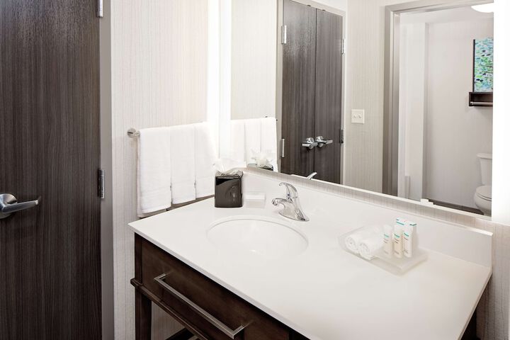 Room 16 of 22