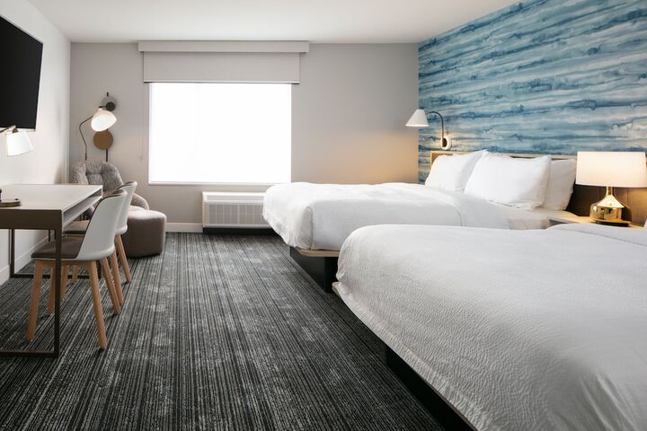 Room 15 of 32