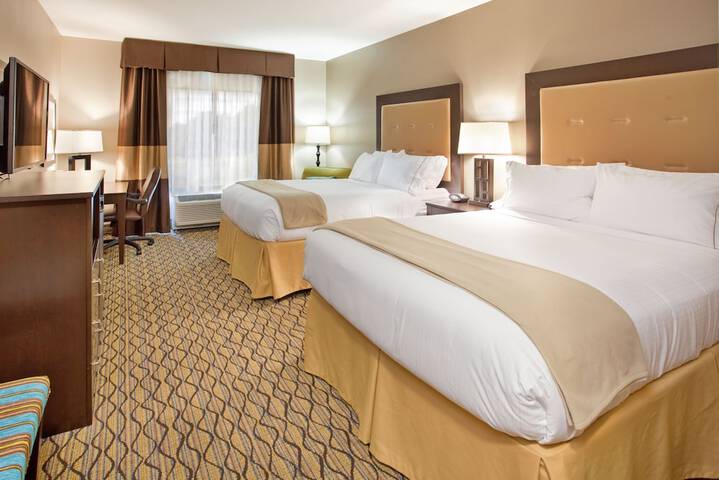 Holiday Inn Express Hotel & Suites St. Joseph by IHG