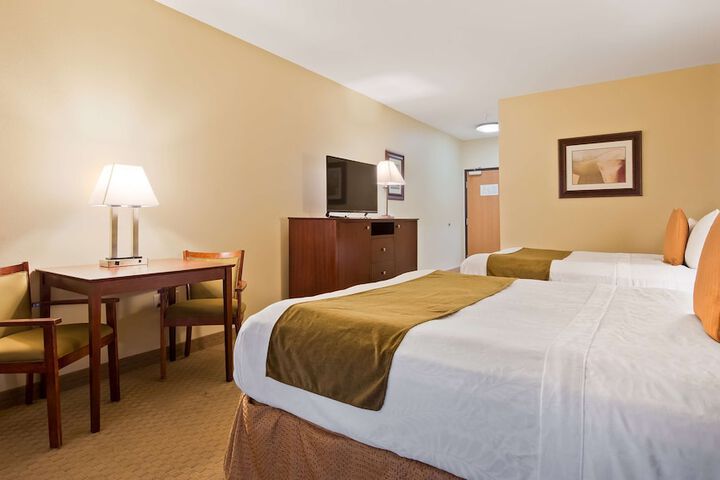 Room 7 of 15