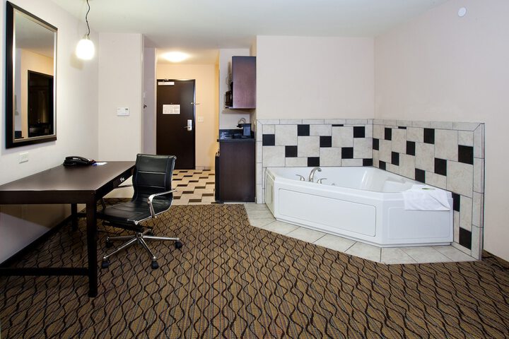 Room 18 of 63