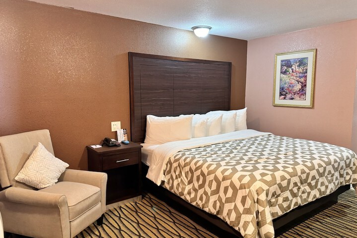 Room 81 of 155