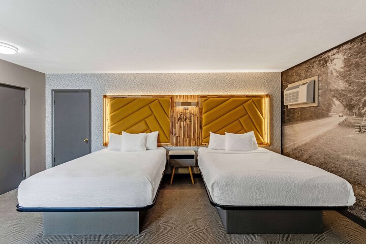 Room 32 of 56