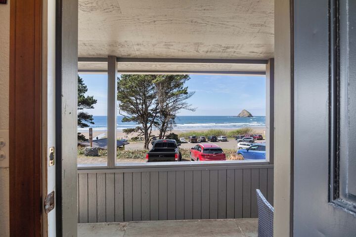 Oceanside Ocean Front Cabins