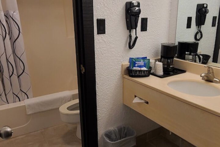 Room 14 of 54