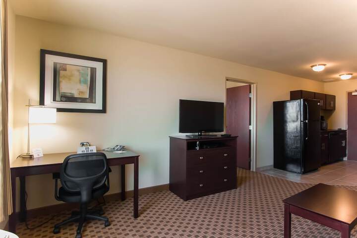 Room 16 of 34