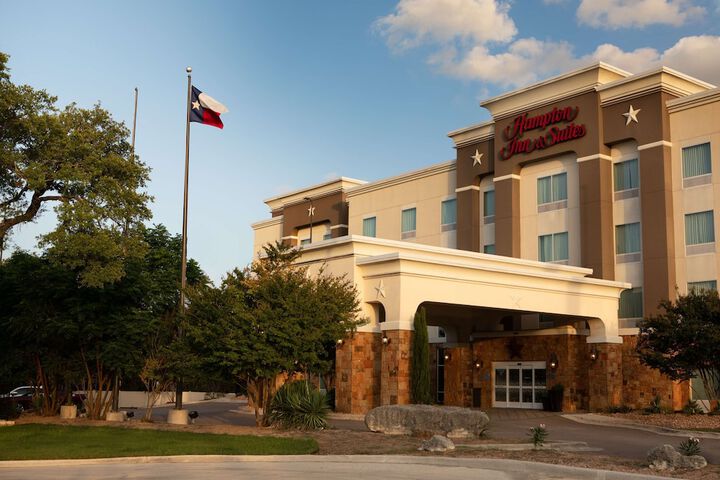 Hotel 2 of 56