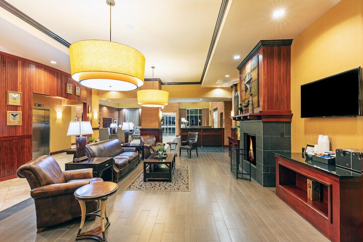 Holiday Inn Ardmore I-35 by IHG