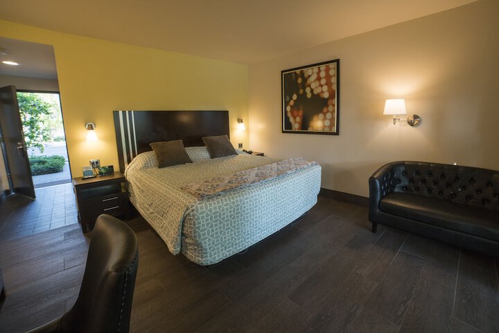 Room 10 of 44