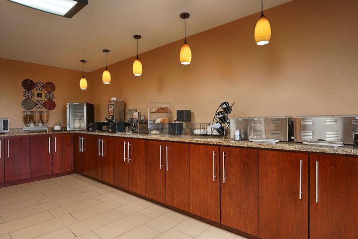 Breakfast/Coffee Service 15 of 16