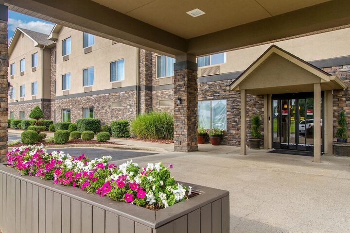 Hotel 4 of 30
