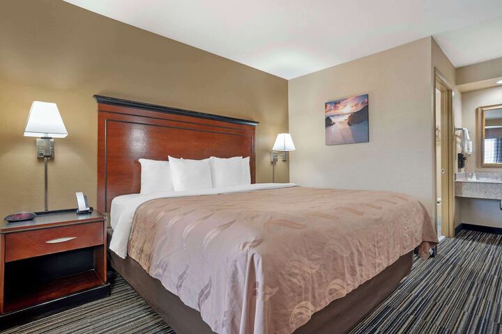 Quality Inn Brookhaven