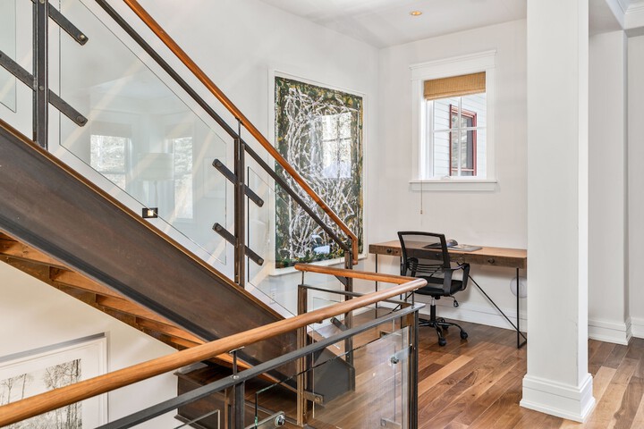 Element 52 Auberge Collection