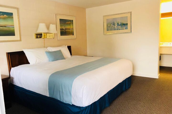Room 16 of 29