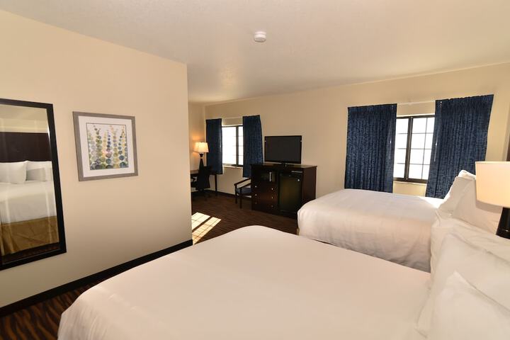 Room 15 of 106