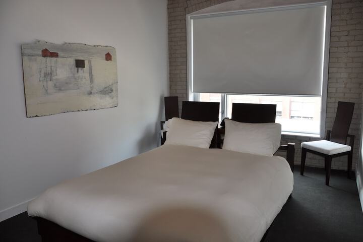 Room 11 of 54