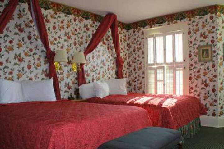 Room 52 of 113