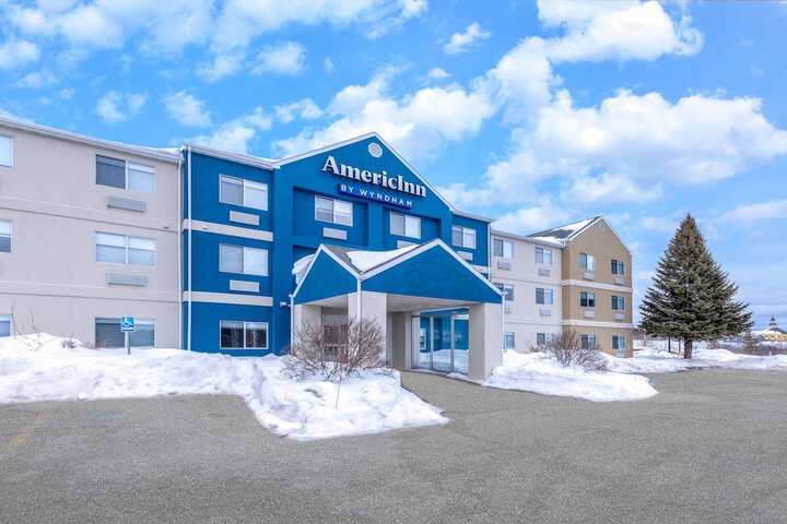 Hotel 5 of 69