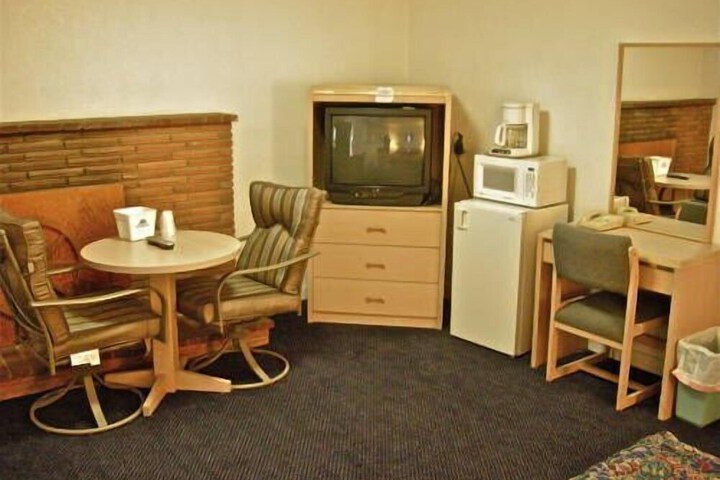 The Hub Motel