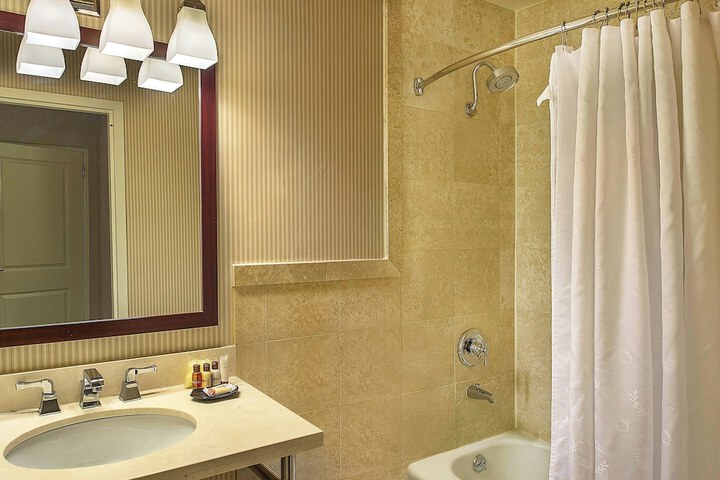 Room 15 of 72