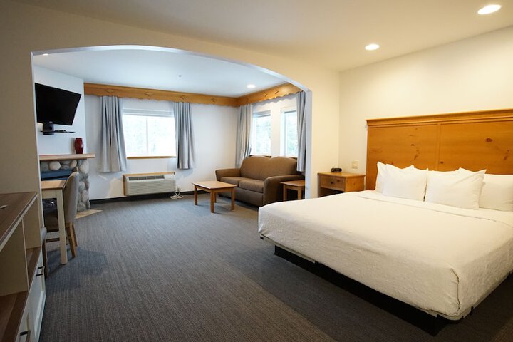 Icicle Village Resort