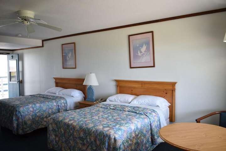 Room 33 of 43
