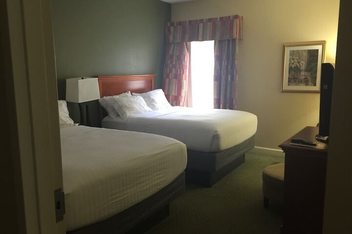 Holiday Inn Express Hotel & Suites Conover (Hickory Area) by IHG