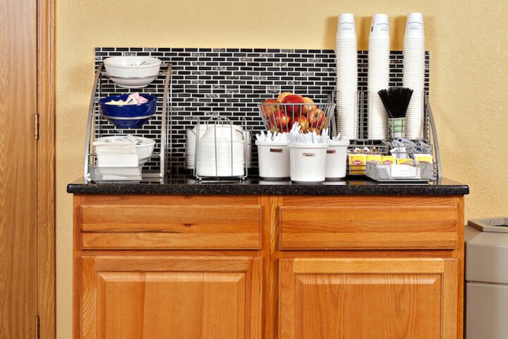 Breakfast/Coffee Service 81 of 94