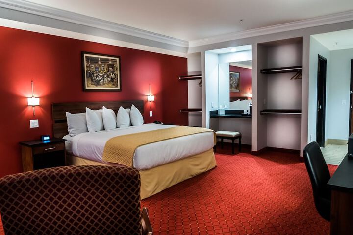 Room 16 of 35