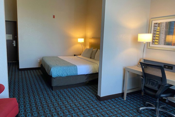 Room 15 of 26