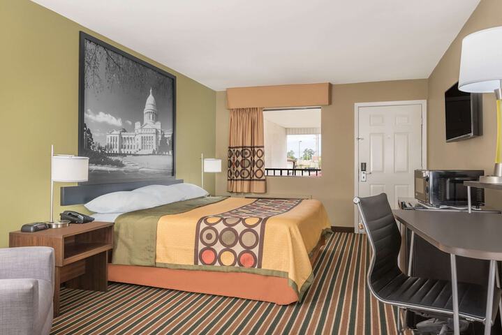 Super 8 by Wyndham Bryant Little Rock Area